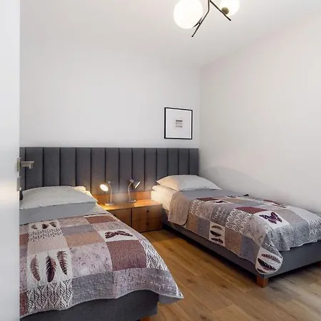 Apartment Familijne *
